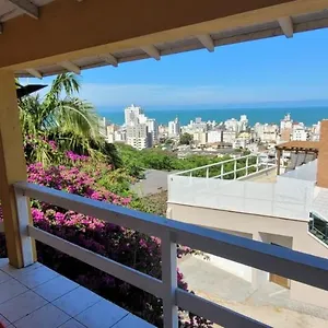 Residencial Maria Laguna